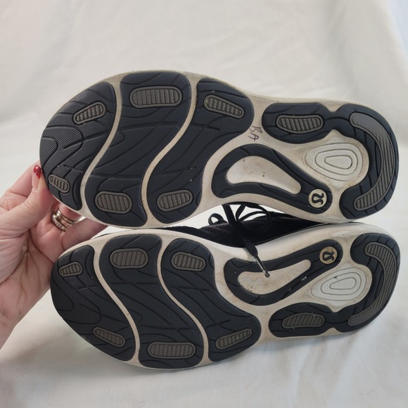 Lululemon Chargefeel Workout Low Shoes Sneakers Black Athletic Womens Size 8 - Picture 7 of 9